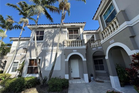 Adosado en alquiler en Miramar, Florida, 3 dormitorios, 139.82 m2 № 1981086 - foto 1