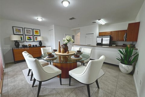 Adosado en alquiler en Miramar, Florida, 3 dormitorios, 139.82 m2 № 1981086 - foto 5