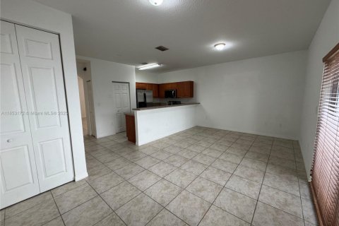Adosado en alquiler en Miramar, Florida, 3 dormitorios, 139.82 m2 № 1981086 - foto 6