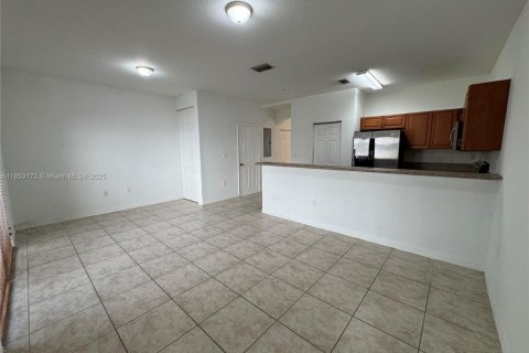 Adosado en alquiler en Miramar, Florida, 3 dormitorios, 139.82 m2 № 1981086 - foto 4