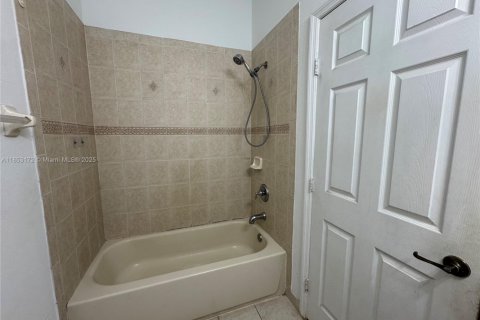 Adosado en alquiler en Miramar, Florida, 3 dormitorios, 139.82 m2 № 1981086 - foto 16