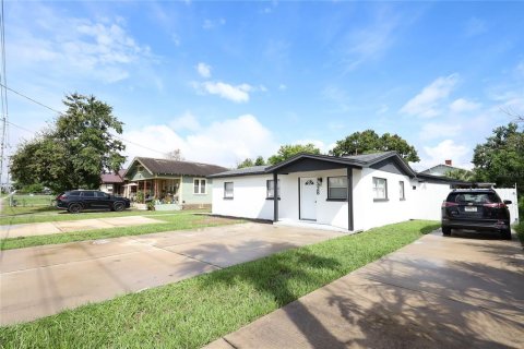 Villa ou maison à vendre à Lakeland, Floride: 4 chambres, 124.02 m2 № 2398840 - photo 2