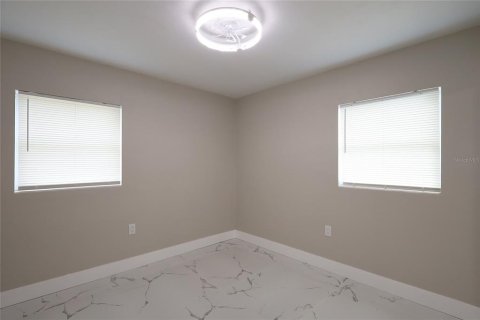Villa ou maison à vendre à Lakeland, Floride: 4 chambres, 124.02 m2 № 2398840 - photo 15