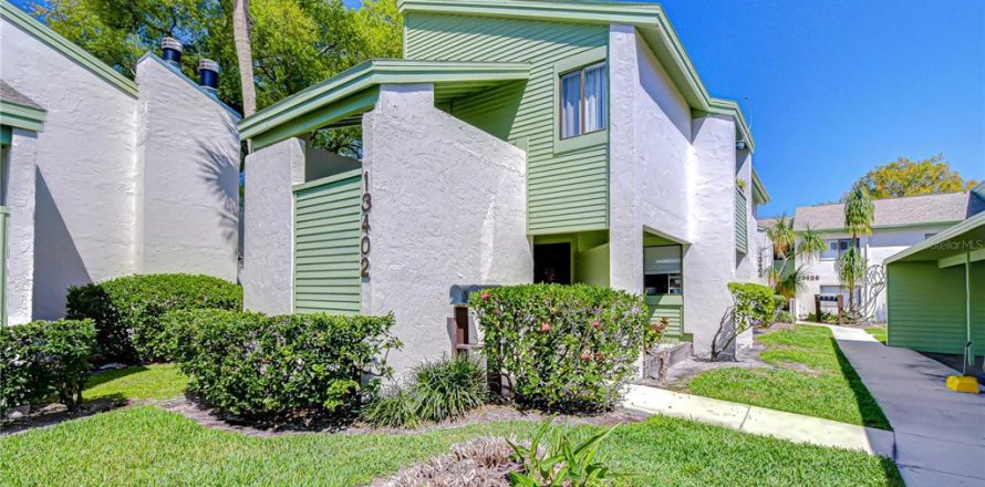 Condo in Tampa, Florida, 1 bedroom № 2148522