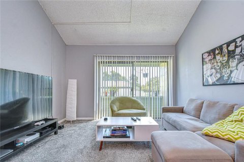 Condo in Tampa, Florida, 1 bedroom № 2148522 - photo 10