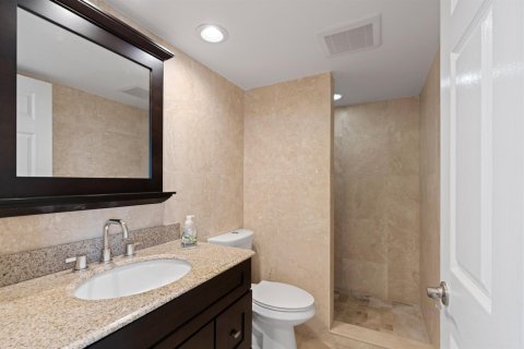 Condo in Boca Raton, Florida, 3 bedrooms № 2154683 - photo 17