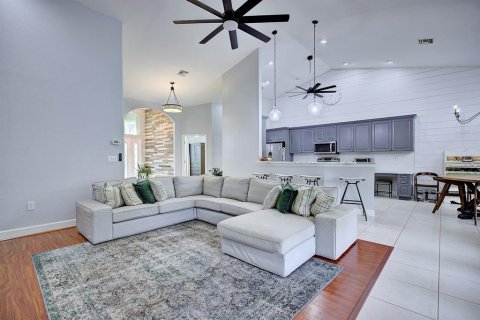 House in Lake Placid, Florida 3 bedrooms, 219.34 sq.m. № 2227175 - photo 11