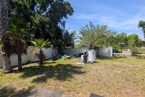 House in Sarasota, Florida 2 bedrooms, 74.41 sq.m. № 2237507 - photo 5