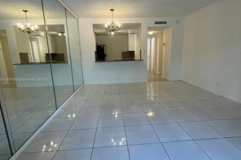 Copropriété à louer à Deerfield Beach, Floride: 1 chambre, 64.57 m2 № 1966213 - photo 3