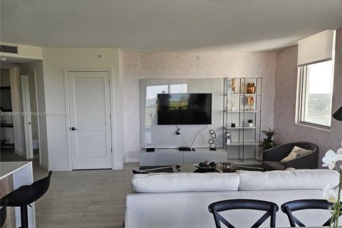 Condominio en venta en Miami, Florida, 2 dormitorios, 103.4 m2 № 1842613 - foto 18