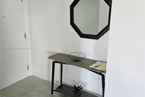 Condominio en venta en Miami, Florida, 2 dormitorios, 103.4 m2 № 1842613 - foto 3