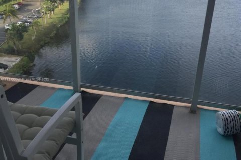 Copropriété à vendre à Miami, Floride: 1 chambre, 79.99 m2 № 1594253 - photo 26