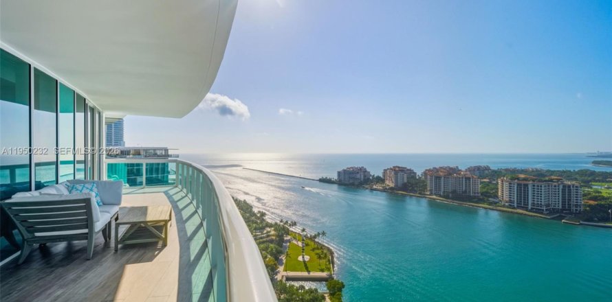Condo à Miami Beach, Floride, 3 chambres  № 2020381