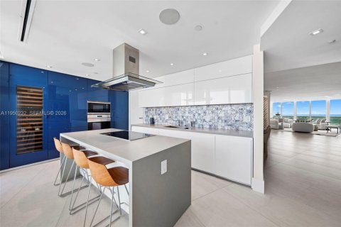 Copropriété à vendre à Miami Beach, Floride: 3 chambres, 243.22 m2 № 2020381 - photo 13