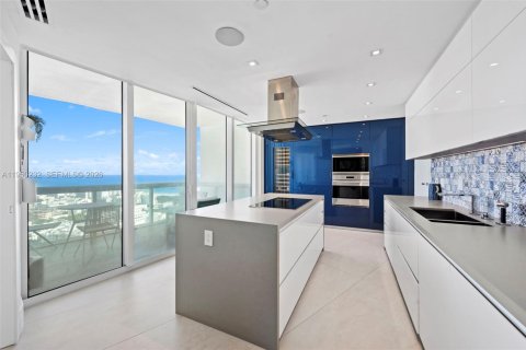 Copropriété à vendre à Miami Beach, Floride: 3 chambres, 243.22 m2 № 2020381 - photo 14