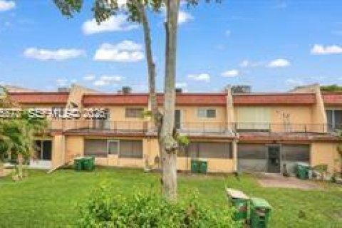 Adosado en venta en Tamarac, Florida, 3 dormitorios, 167.22 m2 № 2002008 - foto 23