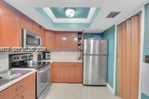 Adosado en venta en Tamarac, Florida, 3 dormitorios, 167.22 m2 № 2002008 - foto 9