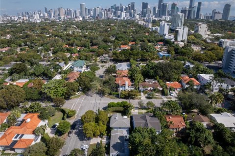 Купить виллу или дом в Майами, Флорида 4 спальни, 283.26м2, № 1996489 - фото 27