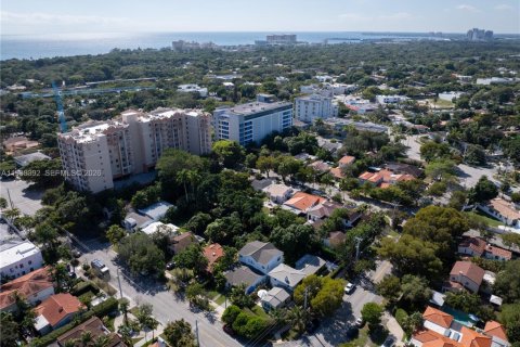 Купить виллу или дом в Майами, Флорида 4 спальни, 283.26м2, № 1996489 - фото 26