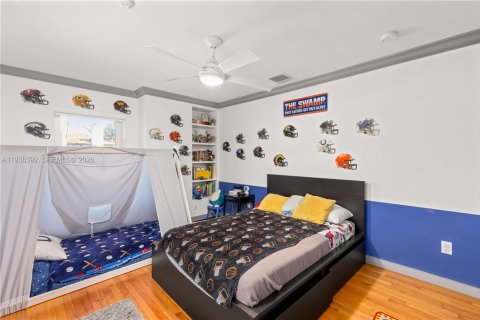 Купить виллу или дом в Майами, Флорида 4 спальни, 283.26м2, № 1996489 - фото 12