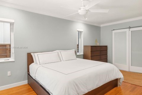 Купить виллу или дом в Майами, Флорида 4 спальни, 283.26м2, № 1996489 - фото 7