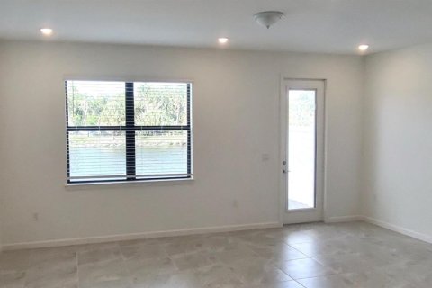 Adosado en venta en Stuart, Florida, 3 dormitorios, 141.03 m2 № 2146572 - foto 4