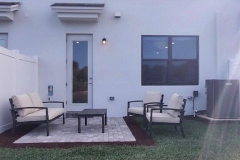 Adosado en venta en Stuart, Florida, 3 dormitorios, 141.03 m2 № 2146572 - foto 26