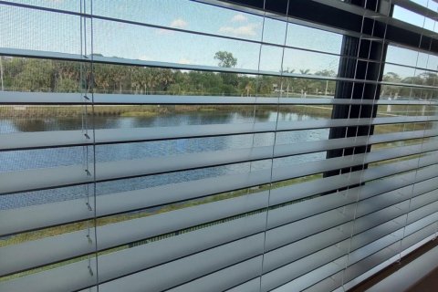 Adosado en venta en Stuart, Florida, 3 dormitorios, 141.03 m2 № 2146572 - foto 18