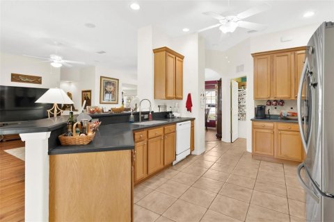 Casa en venta en Tavares, Florida, 3 dormitorios, 195.19 m2 № 1826724 - foto 15