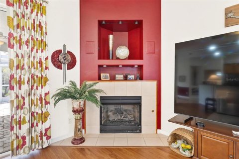 Casa en venta en Tavares, Florida, 3 dormitorios, 195.19 m2 № 1826724 - foto 12