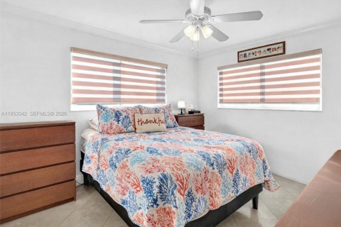 Copropriété à vendre à North Miami Beach, Floride: 2 chambres, 96.8 m2 № 2007767 - photo 17