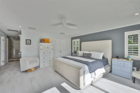 House in Largo, Florida 3 bedrooms, 232.63 sq.m. № 1833177 - photo 25