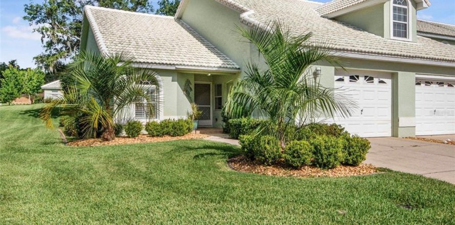 Casa en Inverness, Florida 2 dormitorios, 122.91 m2 № 1858037