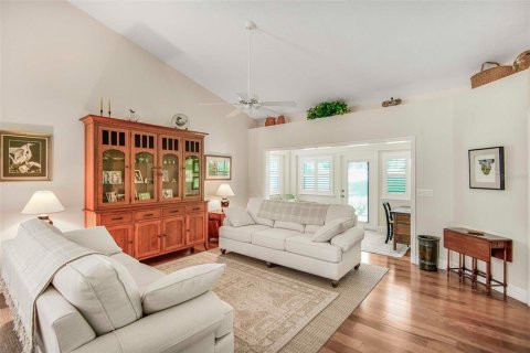 Casa en venta en Inverness, Florida, 2 dormitorios, 122.91 m2 № 1858037 - foto 18