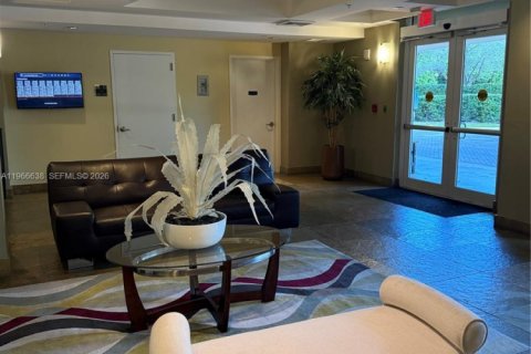 Condominio en alquiler en Hallandale Beach, Florida, 2 dormitorios, 100.43 m2 № 2028256 - foto 30