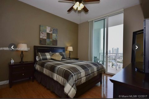 Condominio en alquiler en Hallandale Beach, Florida, 2 dormitorios, 100.43 m2 № 2028256 - foto 6