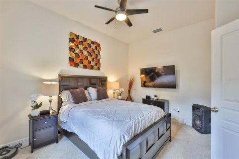 House in Apollo Beach, Florida 4 bedrooms, 300.63 sq.m. № 1883727 - photo 26