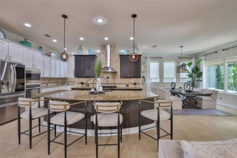 House in Apollo Beach, Florida 4 bedrooms, 300.63 sq.m. № 1883727 - photo 3