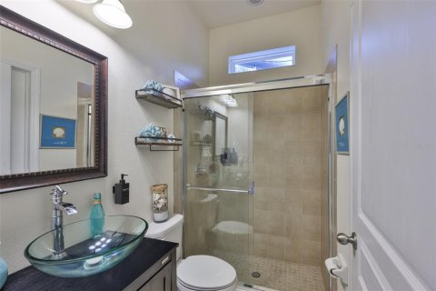 House in Apollo Beach, Florida 4 bedrooms, 300.63 sq.m. № 1883727 - photo 28
