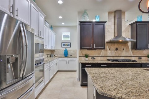House in Apollo Beach, Florida 4 bedrooms, 300.63 sq.m. № 1883727 - photo 11