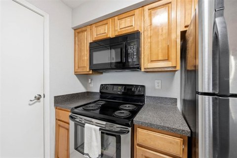 Copropriété à vendre à Saint Petersburg, Floride: 2 chambres, 74.32 m2 № 2094075 - photo 11