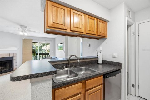 Copropriété à vendre à Saint Petersburg, Floride: 2 chambres, 74.32 m2 № 2094075 - photo 10