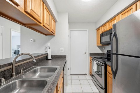 Copropriété à vendre à Saint Petersburg, Floride: 2 chambres, 74.32 m2 № 2094075 - photo 12