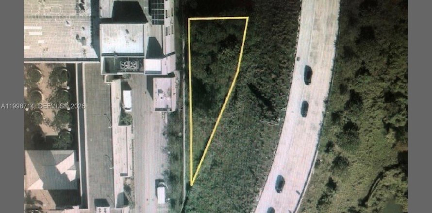 Коммерческая недвижимость в Майами, Флорида № 2060326