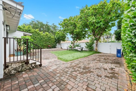 Villa ou maison à vendre à Miami Beach, Floride: 4 chambres, 199.74 m2 № 2187242 - photo 6