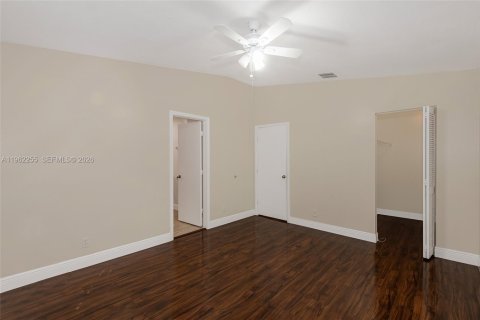 Adosado en alquiler en Tamarac, Florida, 3 dormitorios, 151.99 m2 № 2026204 - foto 17