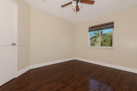 Adosado en alquiler en Tamarac, Florida, 3 dormitorios, 151.99 m2 № 2026204 - foto 20