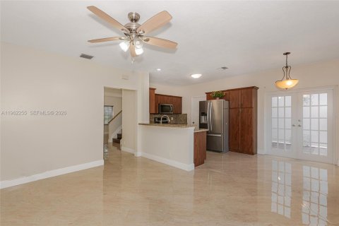 Adosado en alquiler en Tamarac, Florida, 3 dormitorios, 151.99 m2 № 2026204 - foto 10