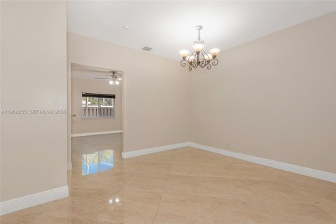 Adosado en alquiler en Tamarac, Florida, 3 dormitorios, 151.99 m2 № 2026204 - foto 6
