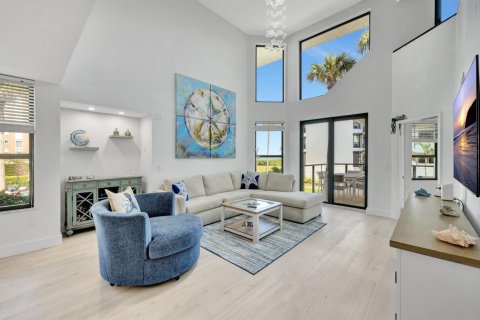 Adosado en Hutchinson Island South, Florida 3 dormitorios, 246.01 m2 № 2409541